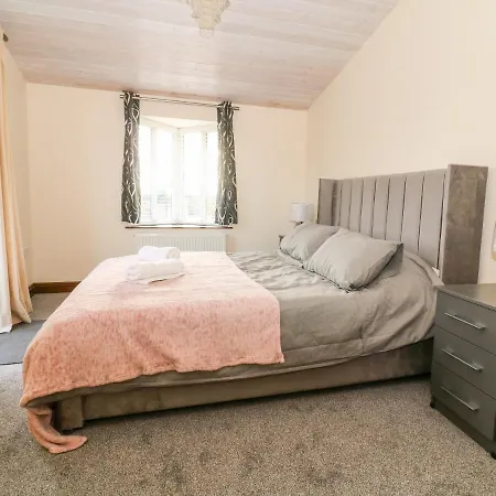 Oakwood Holiday home